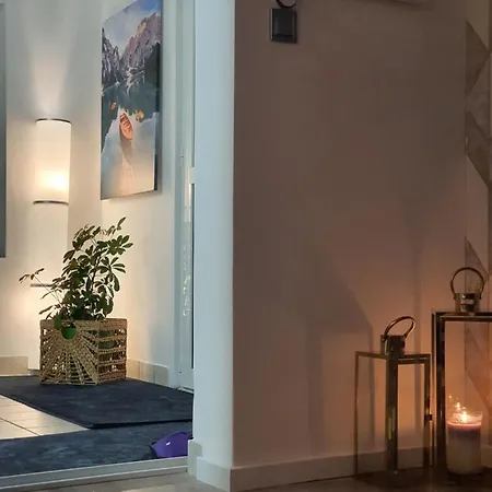 Centar With Parking Apartamento