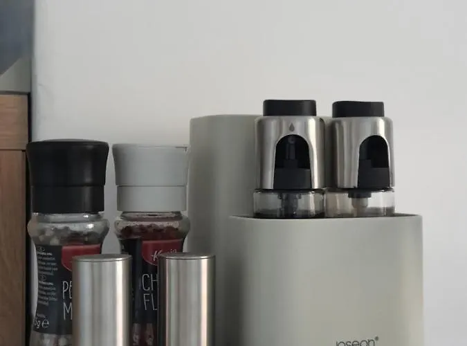 Centar With Parking 네고틴