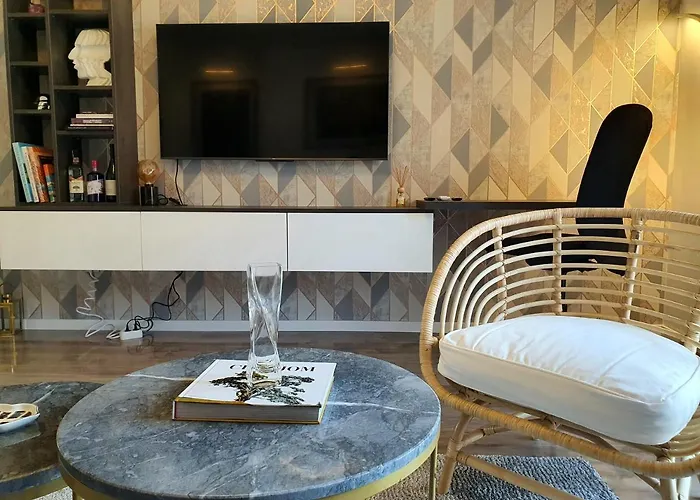 Centar With Parking 아파트 *